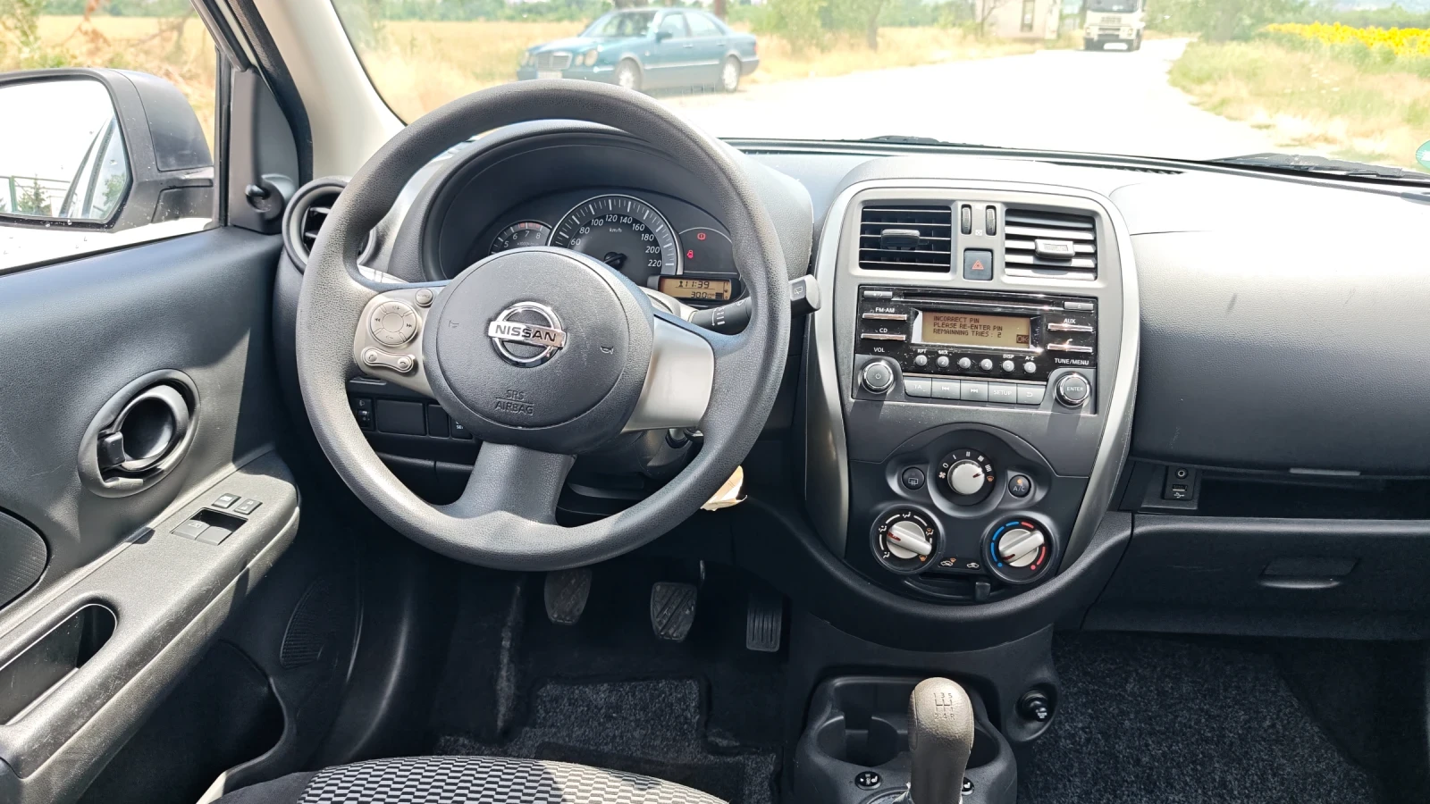 Nissan Micra 1.2i, снимка 7 - Автомобили и джипове - 55320078