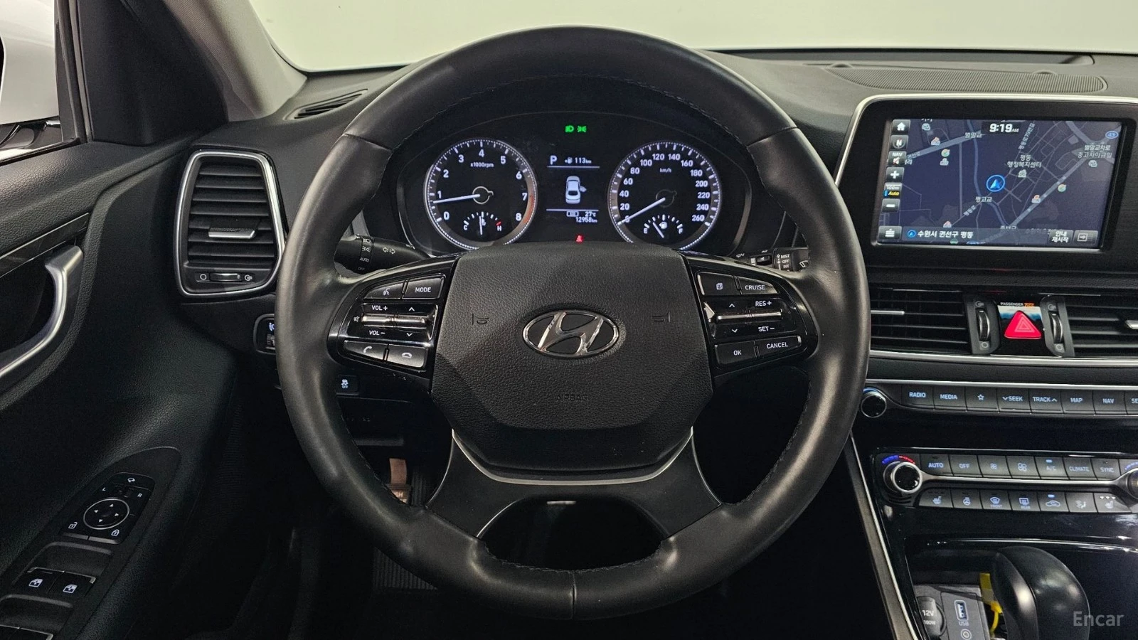Hyundai Grandeur * ПАНО* KEYLESS* Camera* ПОДГРЕВ* LED* , снимка 13 - Автомобили и джипове - 55625784