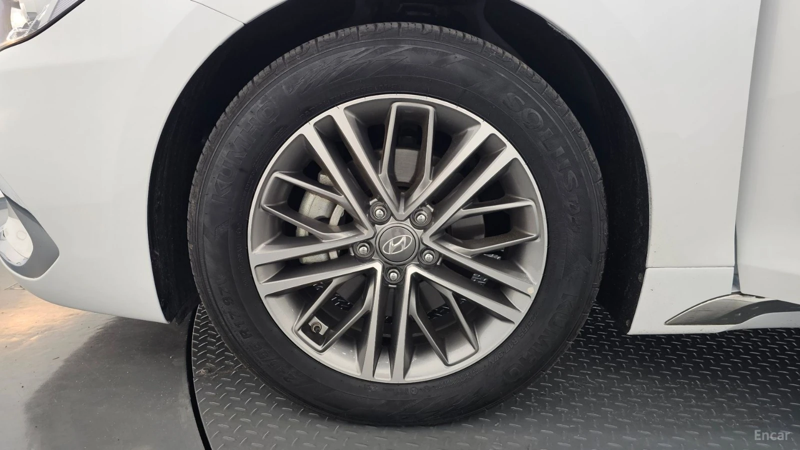 Hyundai Grandeur * ПАНО* KEYLESS* Camera* ПОДГРЕВ* LED* , снимка 5 - Автомобили и джипове - 55625784