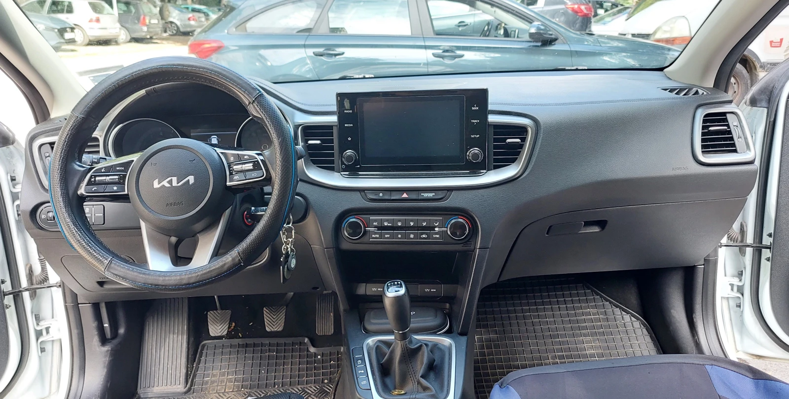 Kia Ceed, снимка 15 - Автомобили и джипове - 55633614