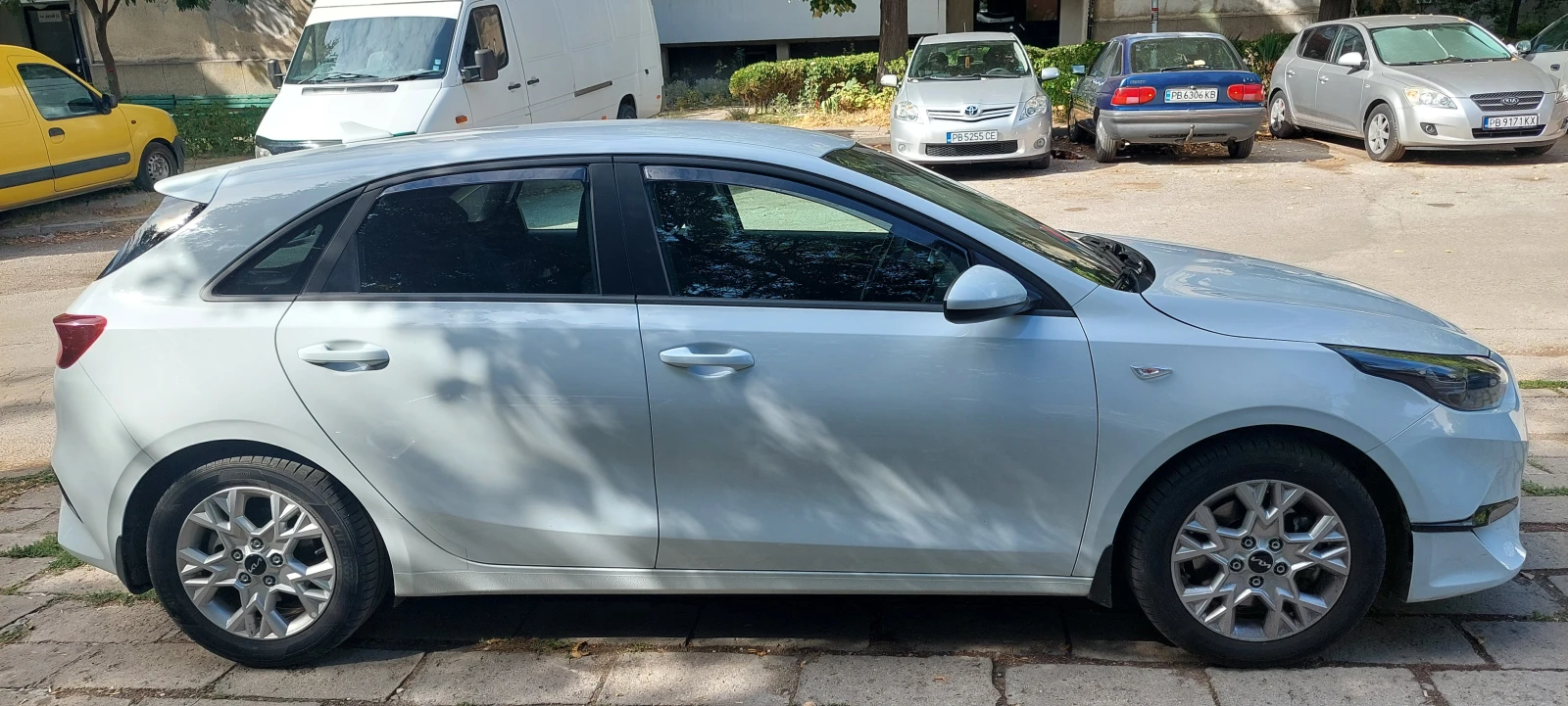 Kia Ceed, снимка 8 - Автомобили и джипове - 55633614