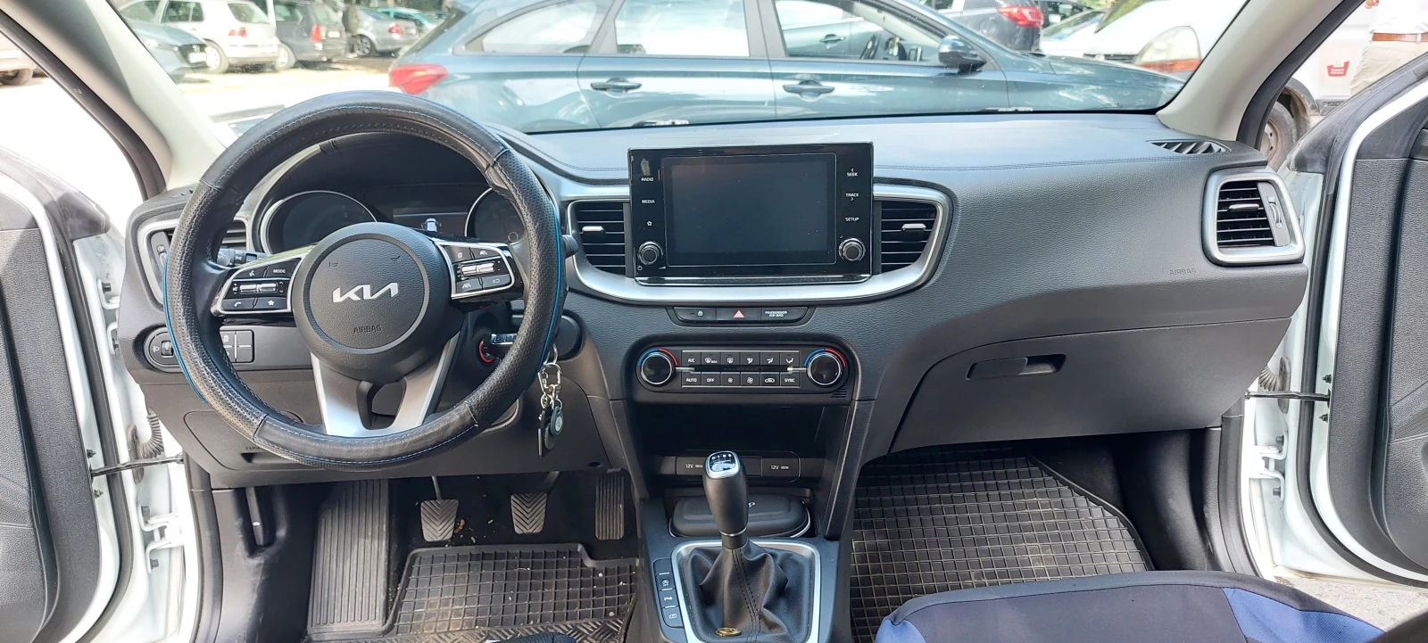 Kia Ceed, снимка 14 - Автомобили и джипове - 55633614