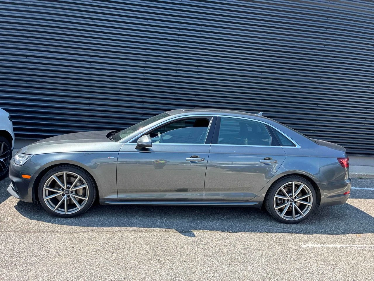 Audi A4 Technik | Mobile.bg � ����������� 2