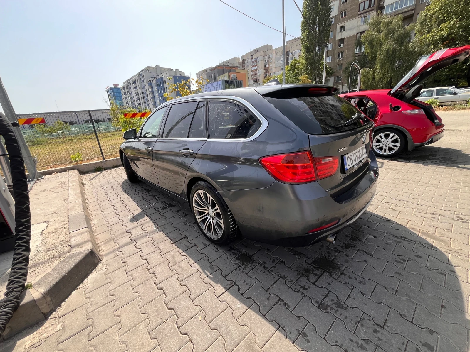 BMW 320, снимка 6 - Автомобили и джипове - 56550999