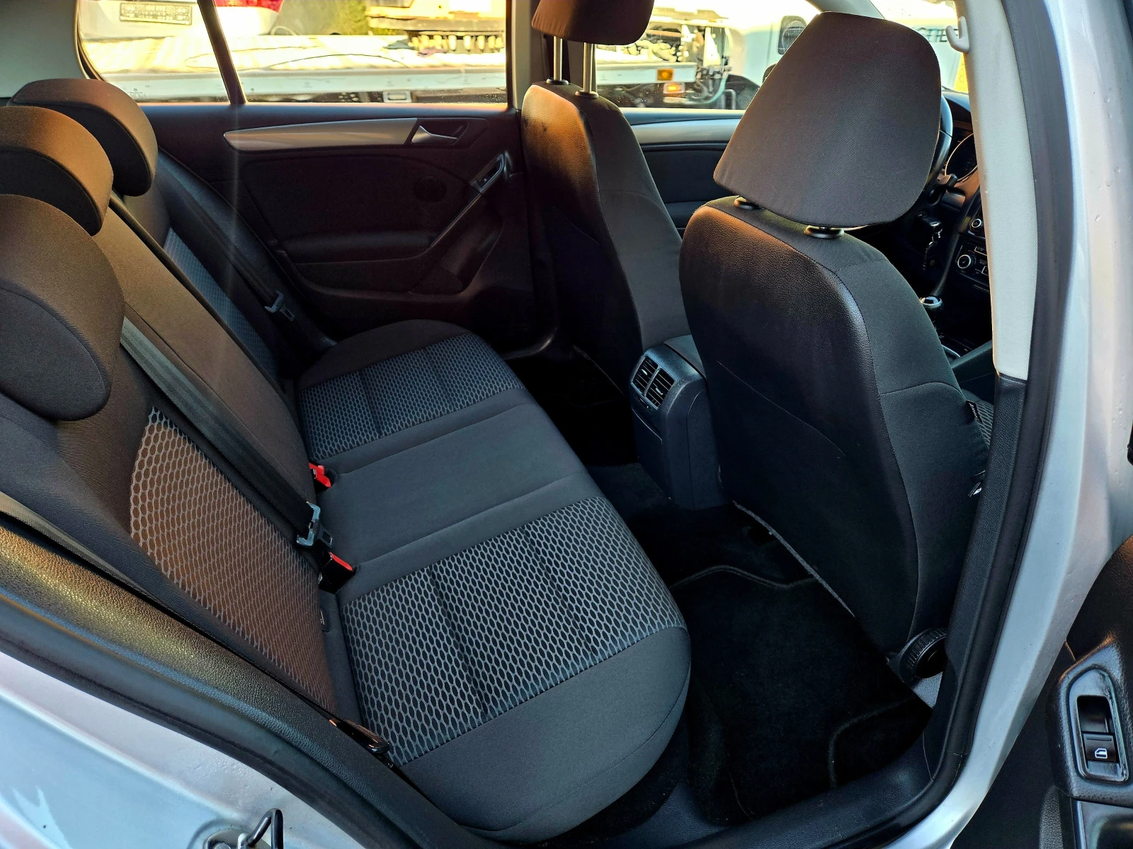 VW Golf 2.0 TDI 110�� ��������  | Mobile.bg � ����������� 11