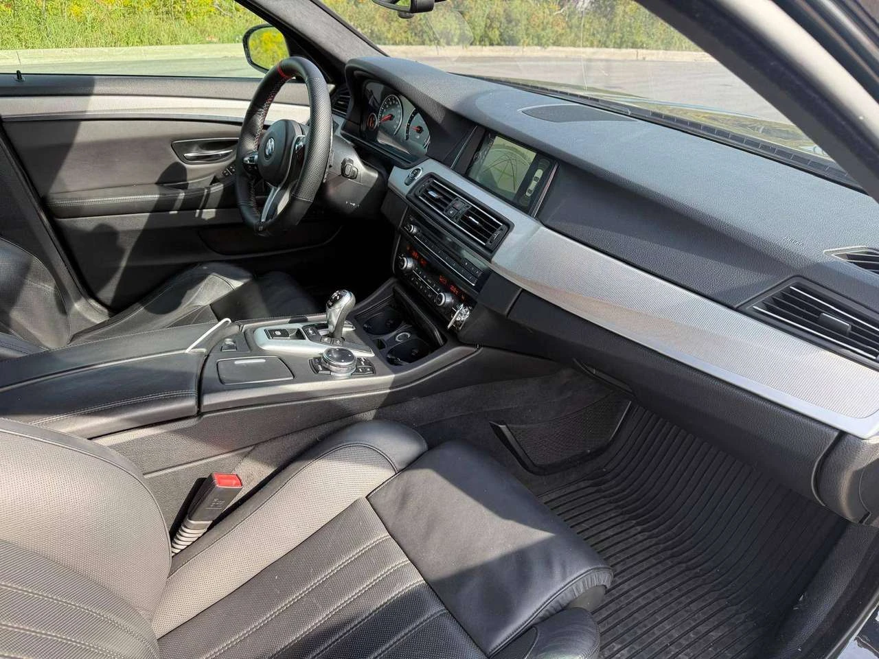 BMW M5 4dr Sdn| STAGE 2| SAFETY CERTIFIED, снимка 13 - Автомобили и джипове - 56636214