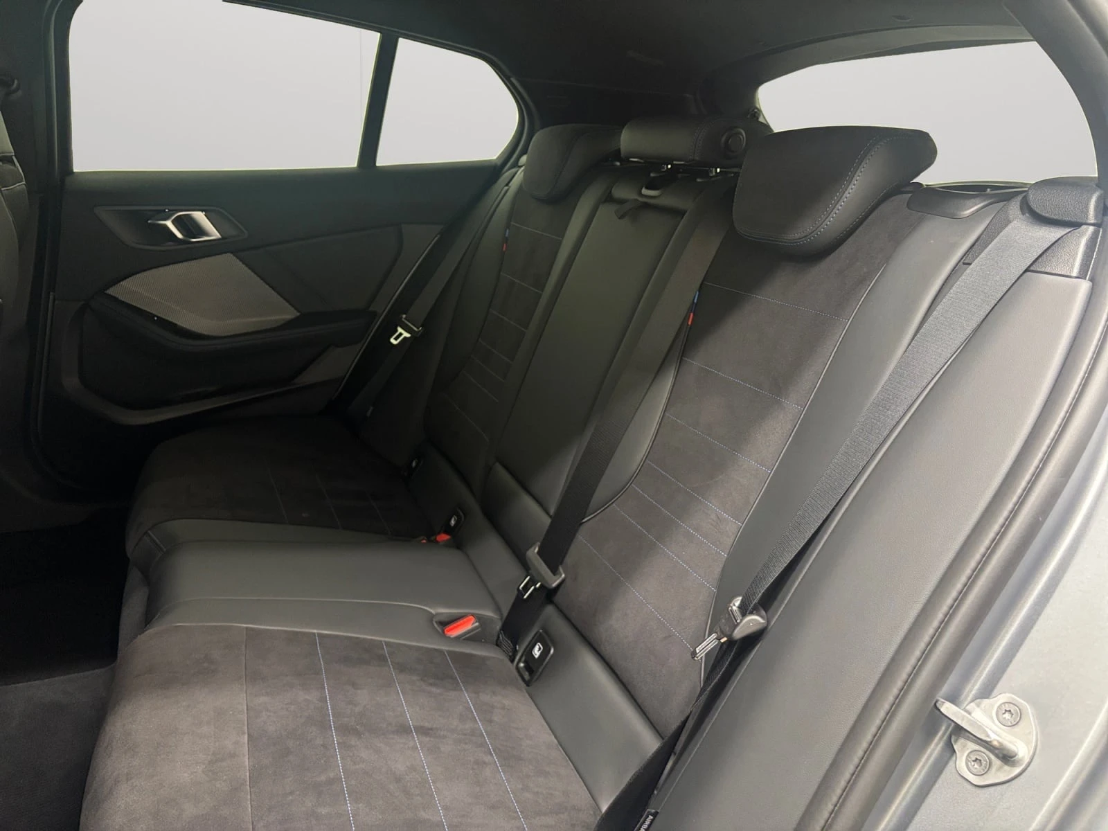 BMW 135 xDrive Leather LED Navi HeadUp, снимка 15 - Автомобили и джипове - 56725598