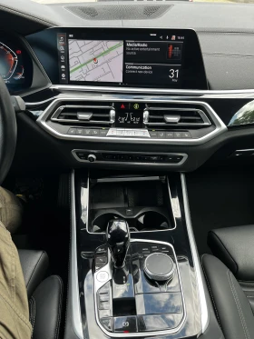 BMW X5 xDrive40i 3.0 (Пълно каско и сервизна история), снимка 15
