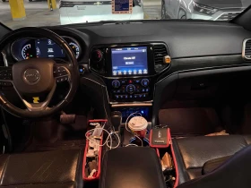 Jeep Grand cherokee Limited* Distronic* Обдух* Carplay* Пано* подгрев* - 16333 € / 31944.57 лв. - 89122344 9