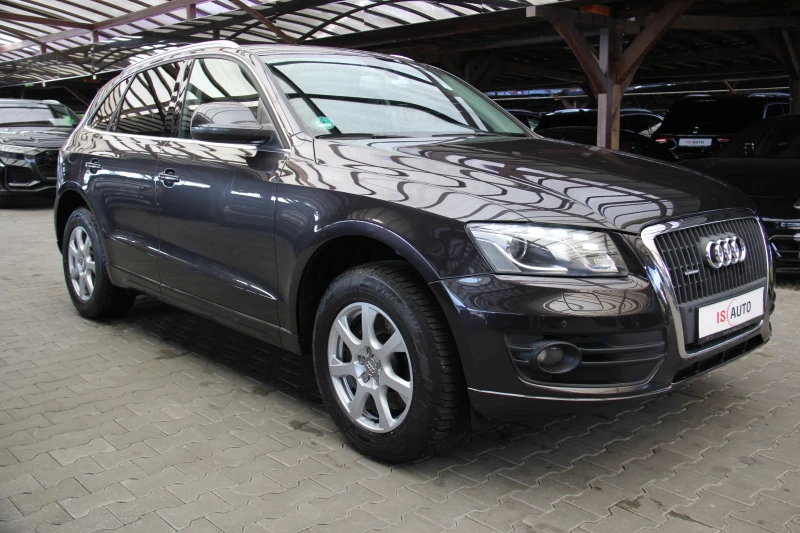 Audi Q5 Quattro/Navi/Led/Камера/, снимка 3 - Автомобили и джипове - 47273582