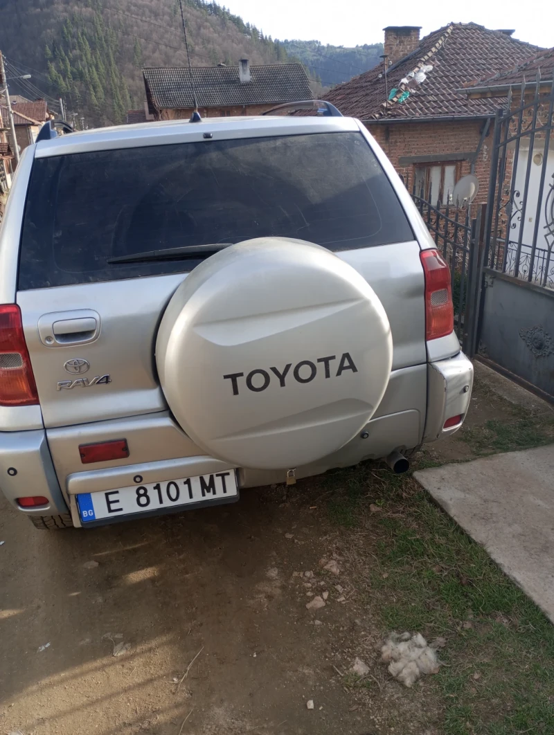 Toyota Rav4, снимка 8 - Автомобили и джипове - 48535542