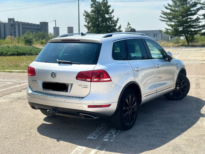 VW Touareg, снимка 5 - Автомобили и джипове - 48542869