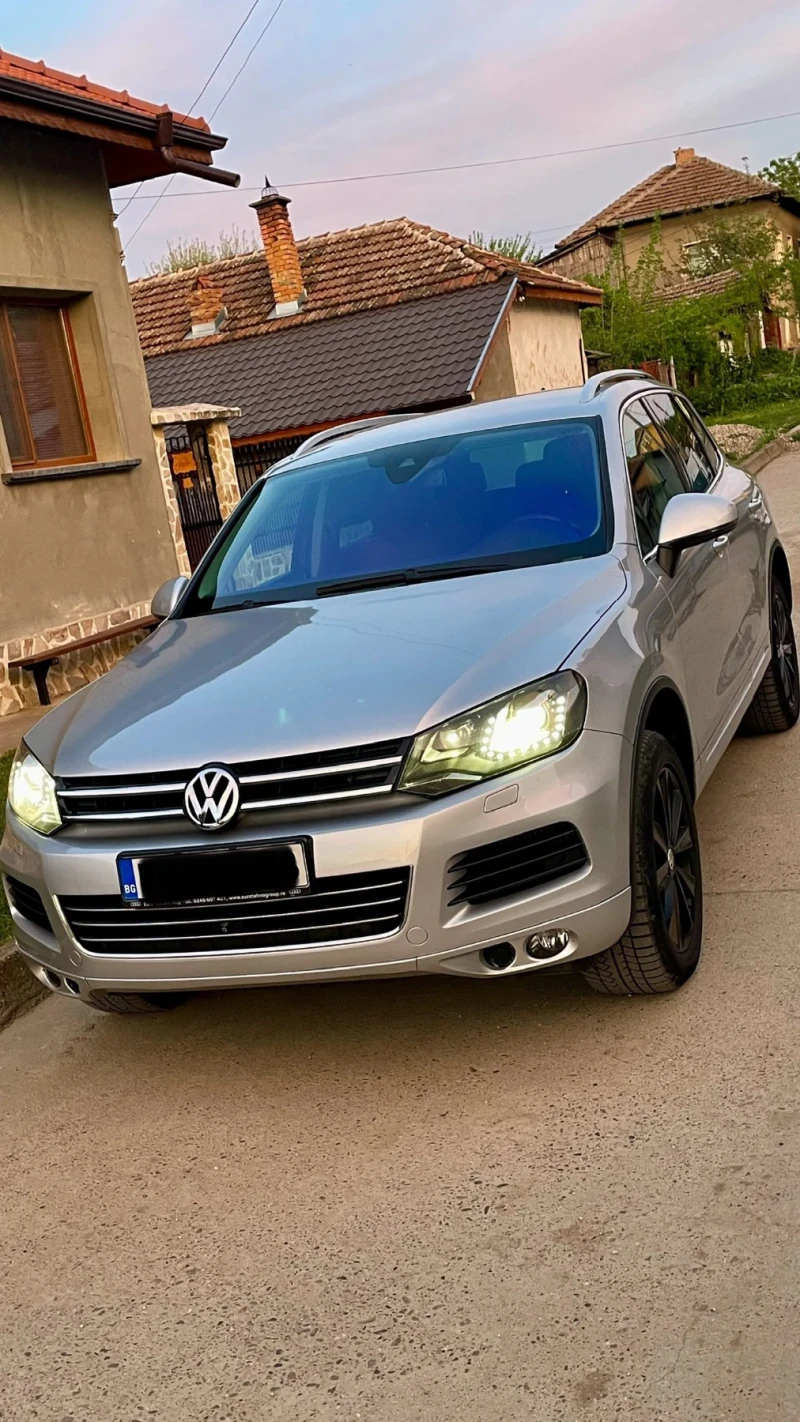 VW Touareg, снимка 2 - Автомобили и джипове - 48542869