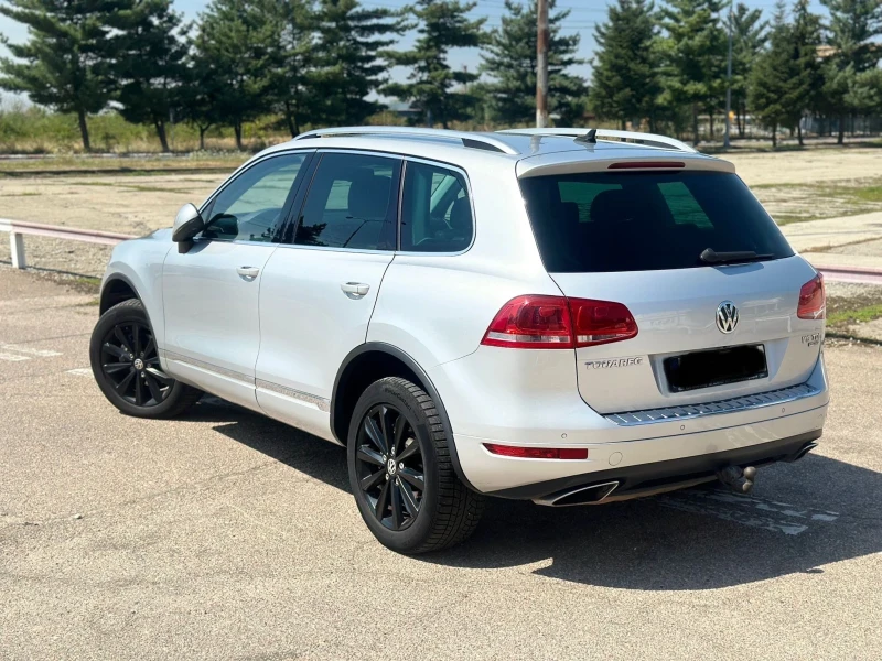 VW Touareg, снимка 6 - Автомобили и джипове - 48542869