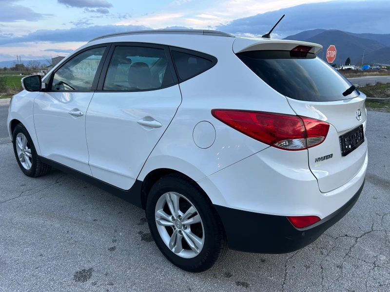 Hyundai IX35 1.7 CRDI ПАНОРАМА* КОЖА* ПОДГРЕВ, снимка 6 - Автомобили и джипове - 52483826