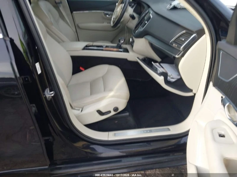 Volvo Xc90 2l T5 Momentum 7 Passenger, снимка 5 - Автомобили и джипове - 53238238