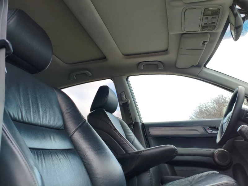 Honda Cr-v 2.2d executive navi full, снимка 8 - Автомобили и джипове - 53521377
