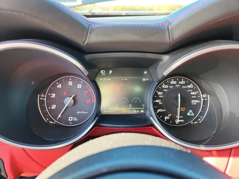 Alfa Romeo Stelvio * Quadrifoglio* Panorama* Full* , снимка 9 - Автомобили и джипове - 53580526