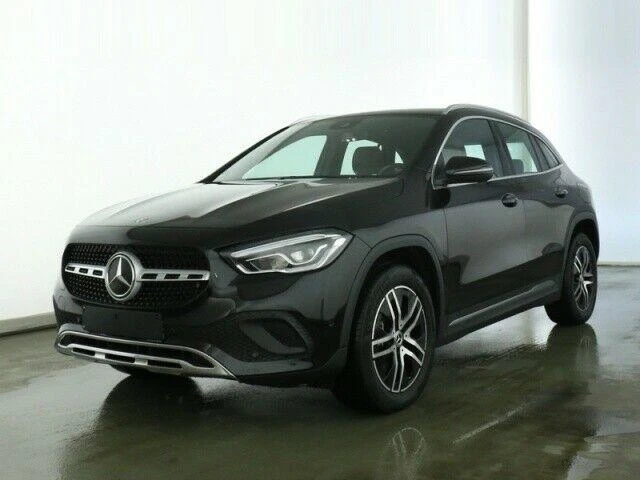 Mercedes-Benz GLA 220 d 4Matic, снимка 1 - Автомобили и джипове - 7934579