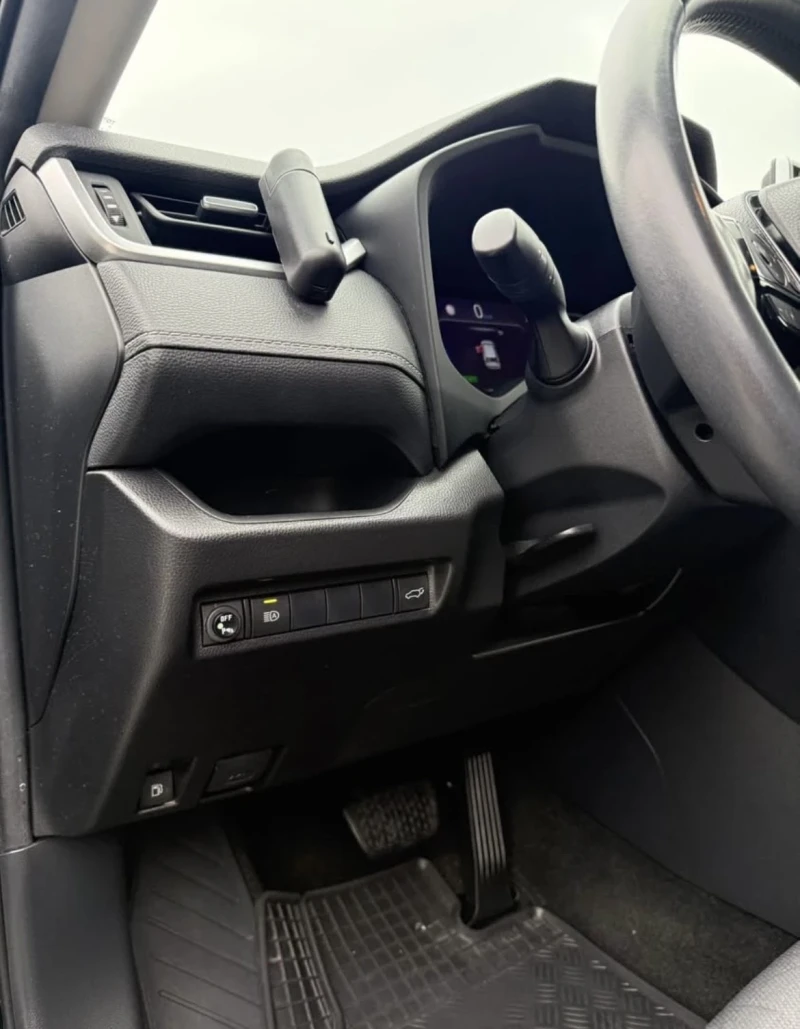 Toyota Rav4 2.5 HYBRID 62000км - 29999 лв. - 16694161 | Car24.bg