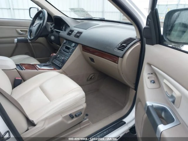Volvo Xc90  - изображение 5