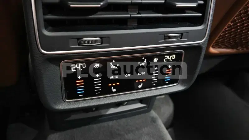 Audi Q7 MATRIX LED  /  DISTRONIC / ЦЕНА ДО БЪЛГАРИЯ, снимка 17 - Автомобили и джипове - 55407515