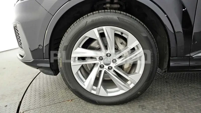 Audi Q7 MATRIX LED  /  DISTRONIC / ЦЕНА ДО БЪЛГАРИЯ, снимка 5 - Автомобили и джипове - 55407515