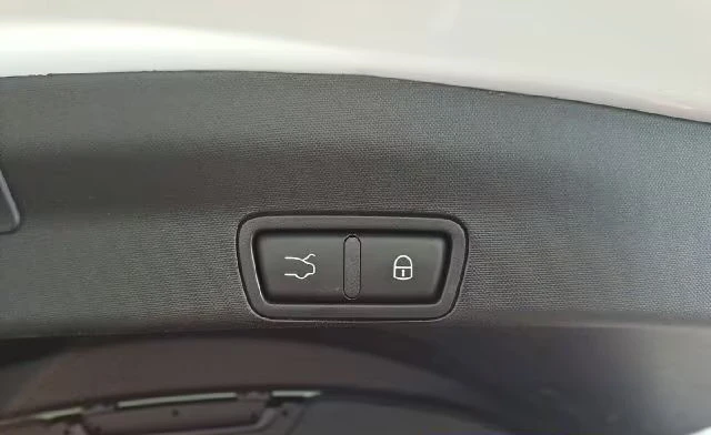 Alfa Romeo Stelvio 2.0/280HP/Q4/VELOCE/CAM/ACC/NAVI/LED/709z, снимка 8 - Автомобили и джипове - 55559885