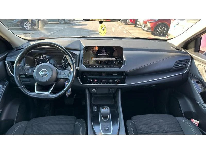 Nissan Qashqai 1.3MHEV, снимка 8 - Автомобили и джипове - 55847444