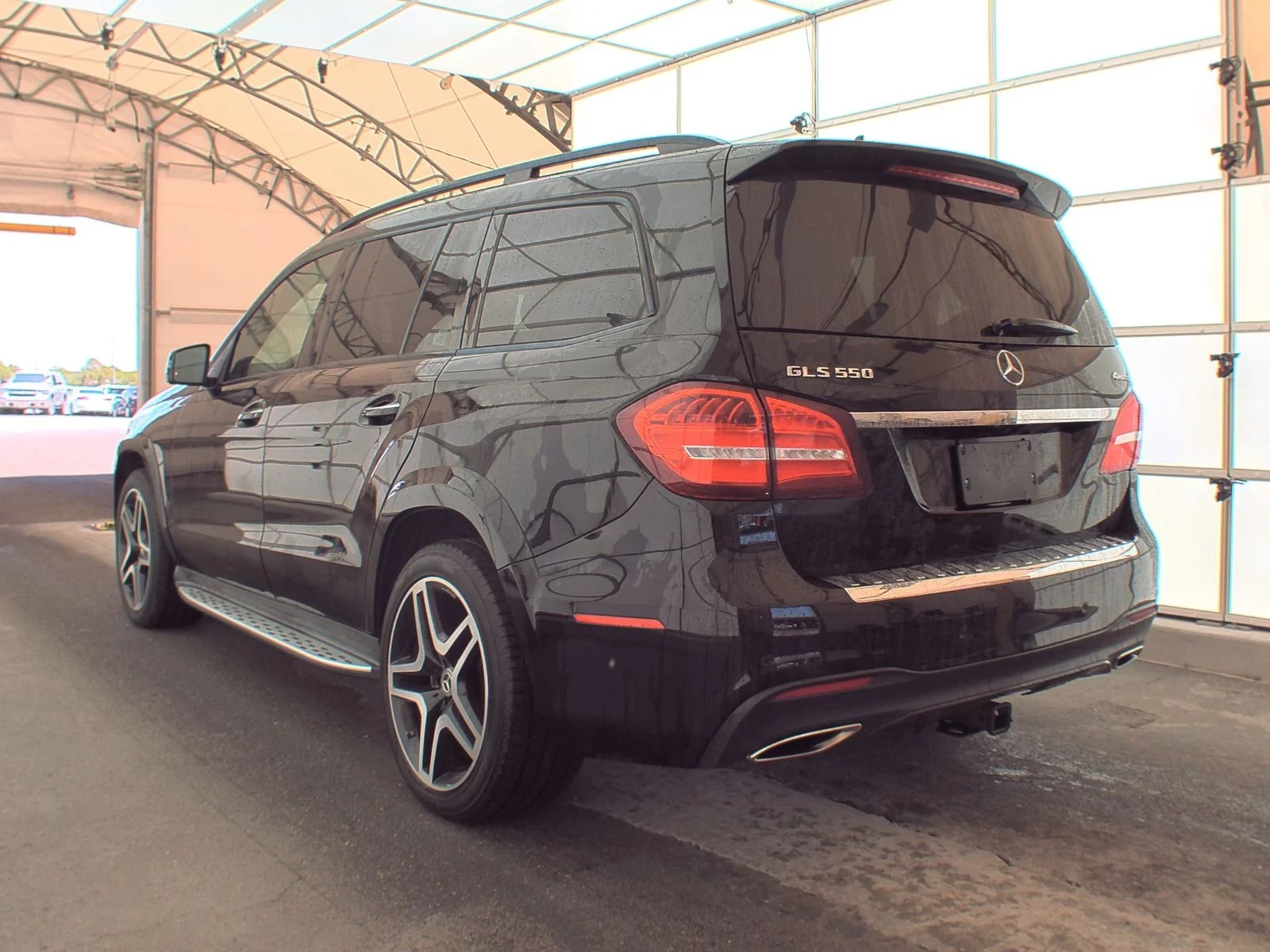 Mercedes-Benz GLS 500  - изображение 6