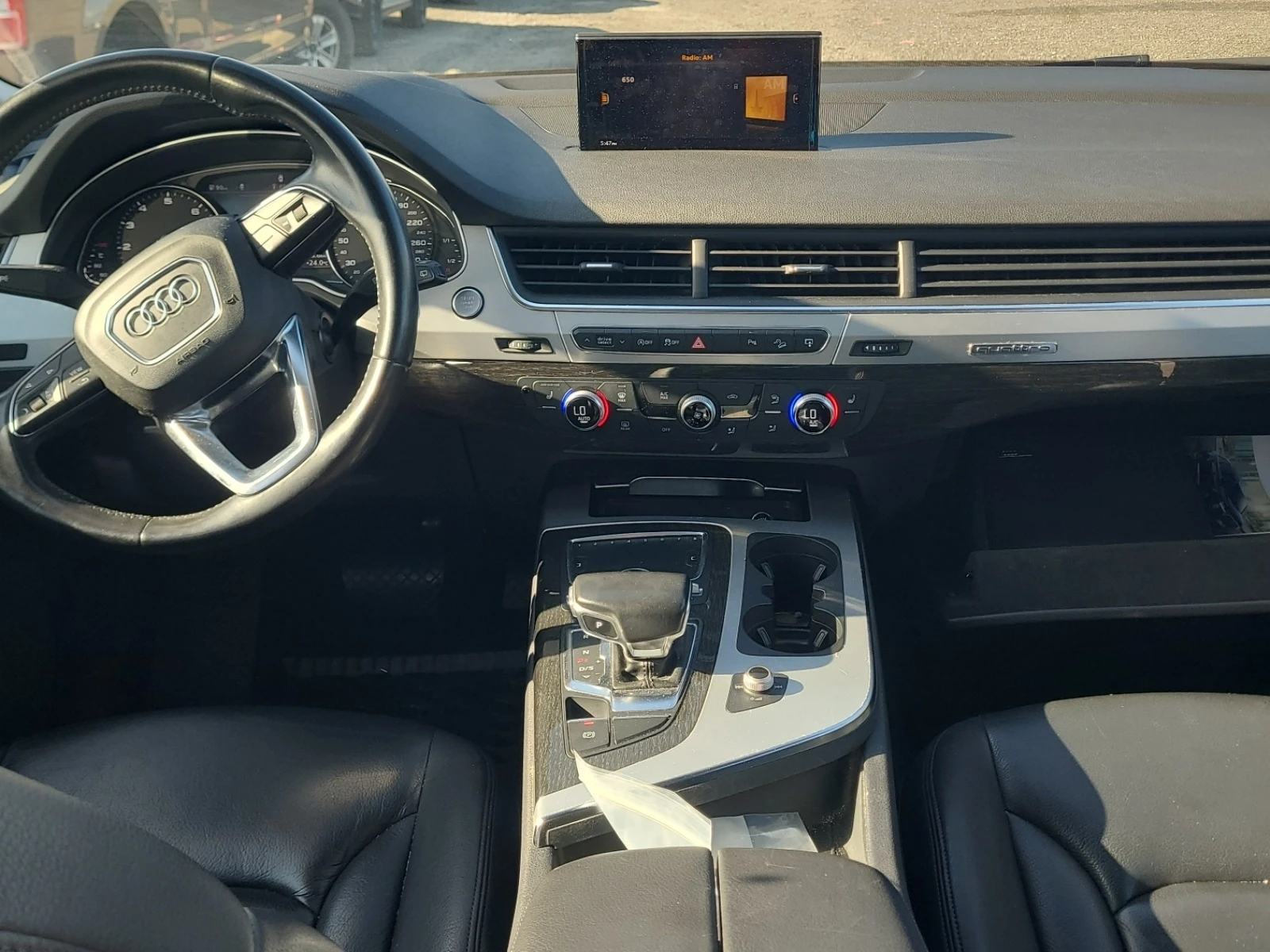 Audi Q7 Progressiv* ЦЕНА ДО БЪЛГАРИЯ * (CARFAX) - изображение 5