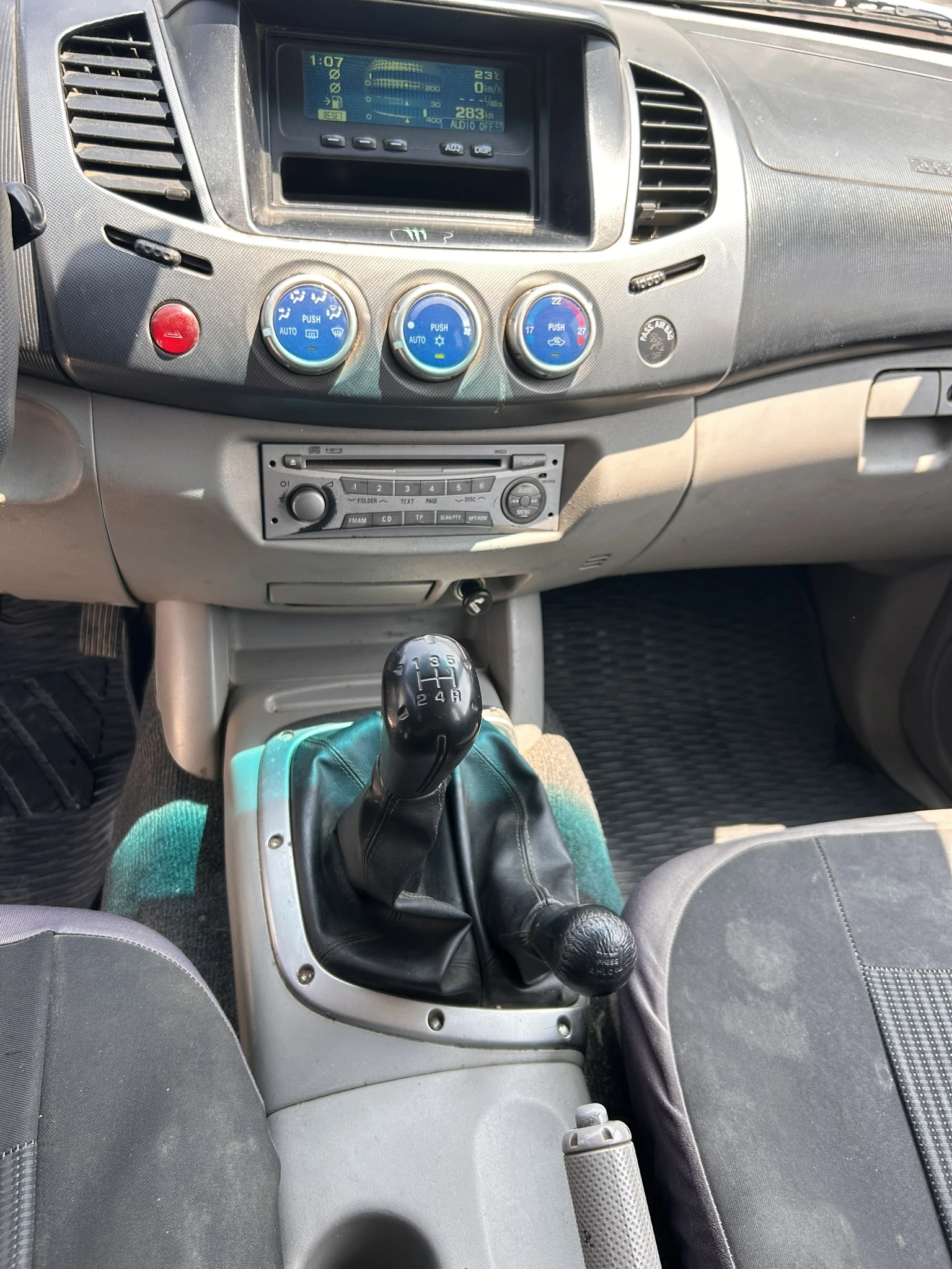 Mitsubishi L200 N1G - изображение 8