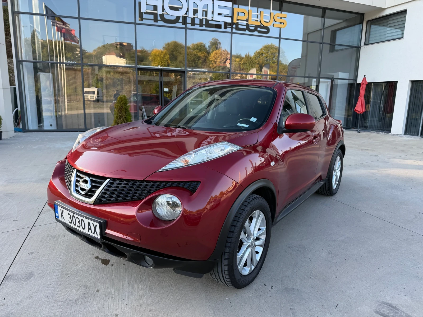 Nissan Juke 4x4/Keyless/Камера/Автоматик/1-ви Собственик - изображение 2