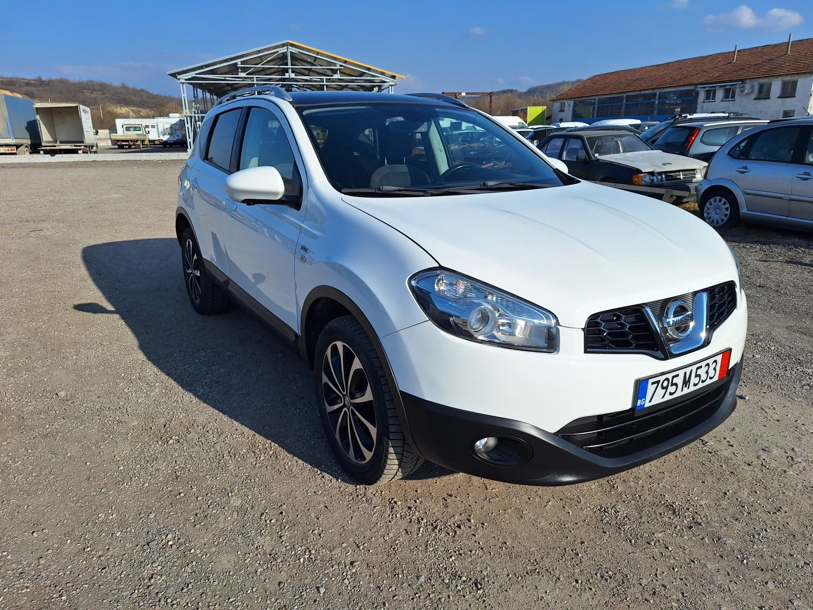 Nissan Qashqai N-tec TEKNA, снимка 5 - Автомобили и джипове - 53847856