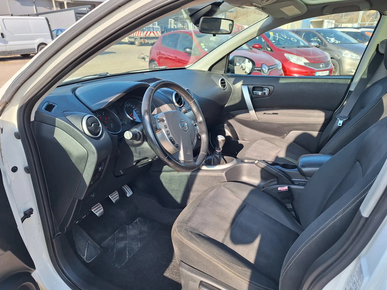 Nissan Qashqai N-tec TEKNA, снимка 12 - Автомобили и джипове - 53847856