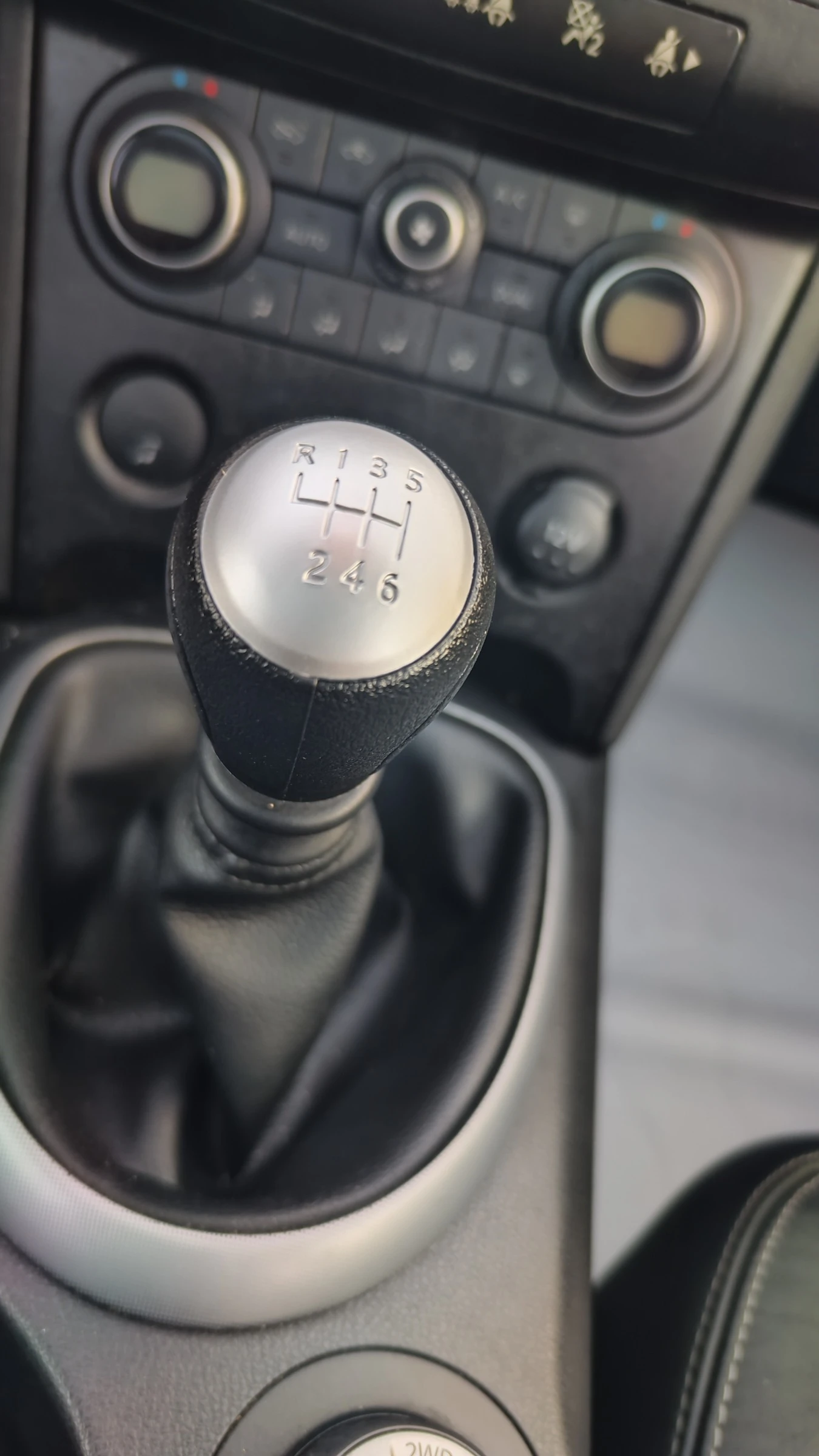 Nissan Qashqai 2.0i+ 4x4= PANORAMA, снимка 13 - Автомобили и джипове - 53940429