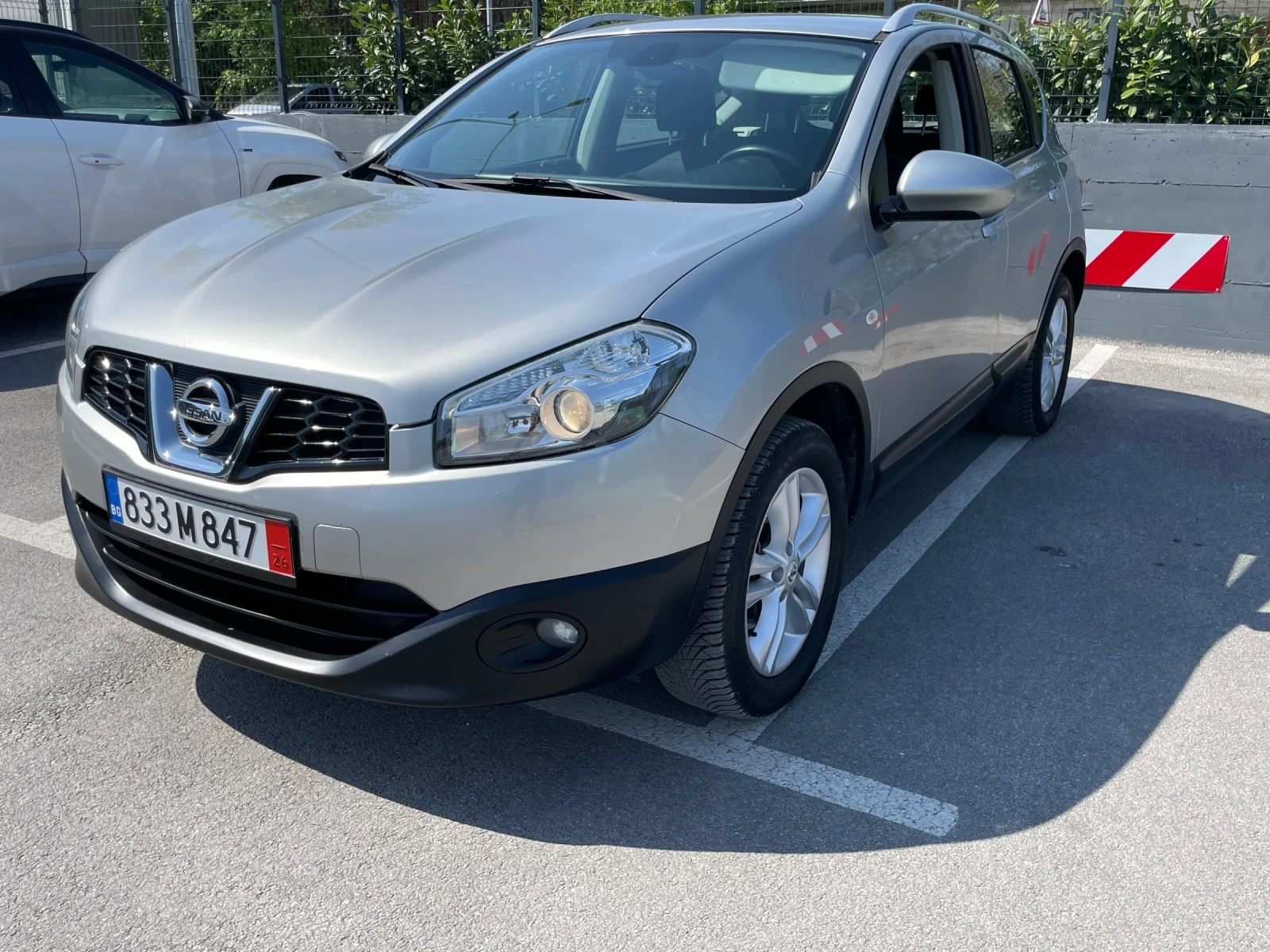 Nissan Qashqai 1.6 газ BRC навигация 