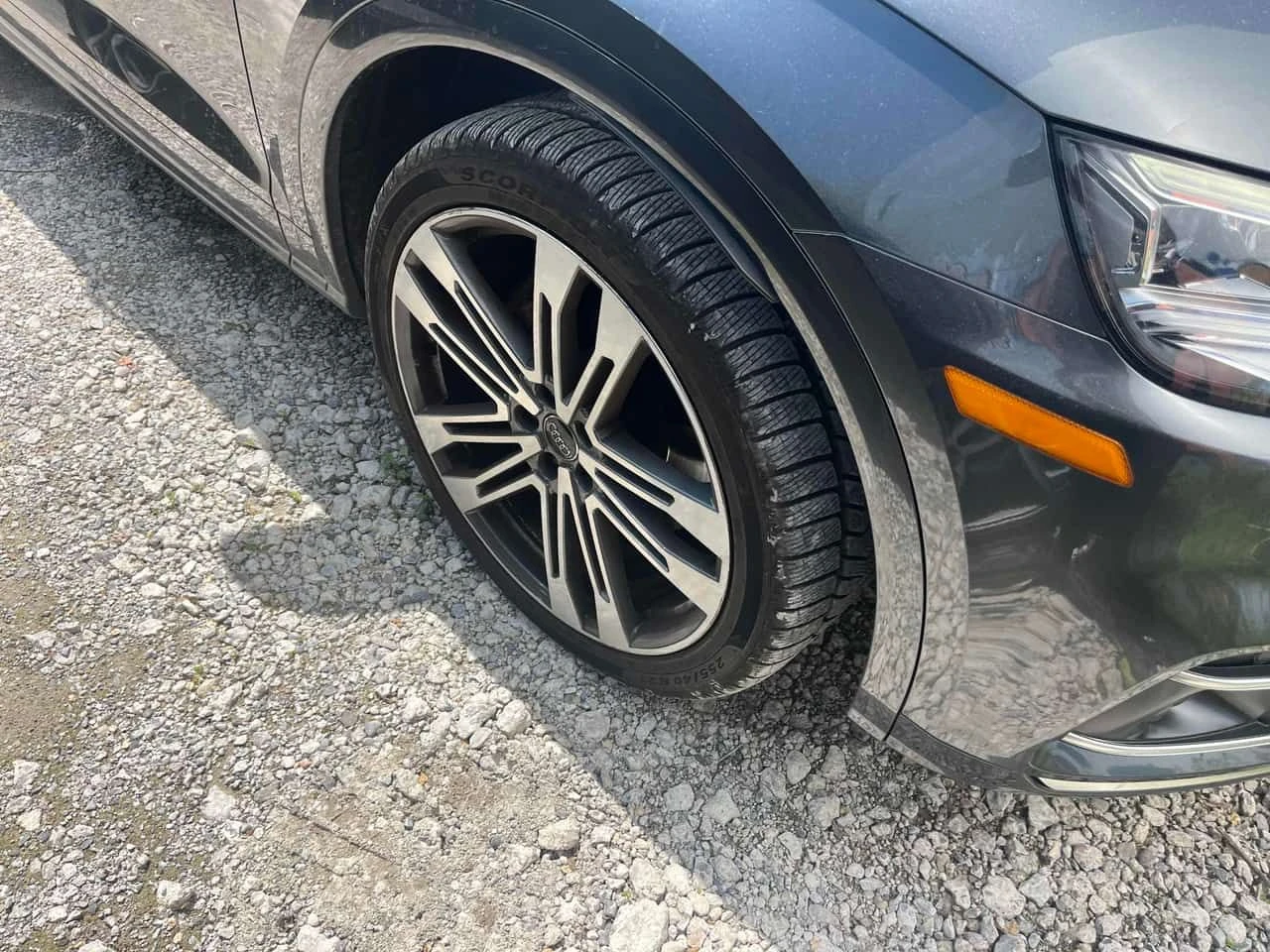 Audi SQ5 * Technik * ПОДГРЕВИ * 360 * PANO * CARFAX, снимка 7 - Автомобили и джипове - 54715778