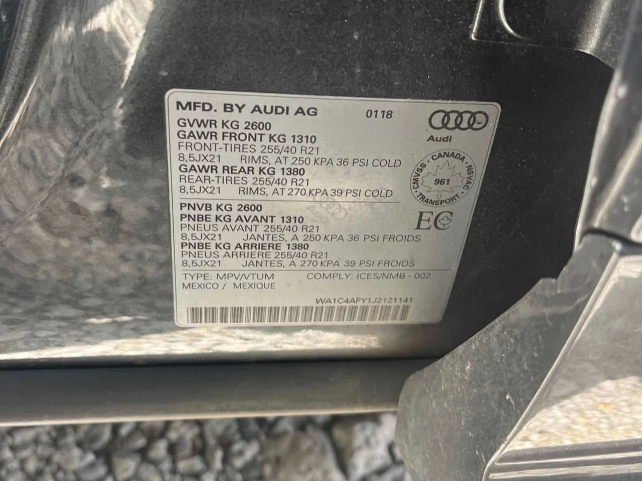 Audi SQ5 * Technik * ПОДГРЕВИ * 360 * PANO * CARFAX, снимка 13 - Автомобили и джипове - 54715778