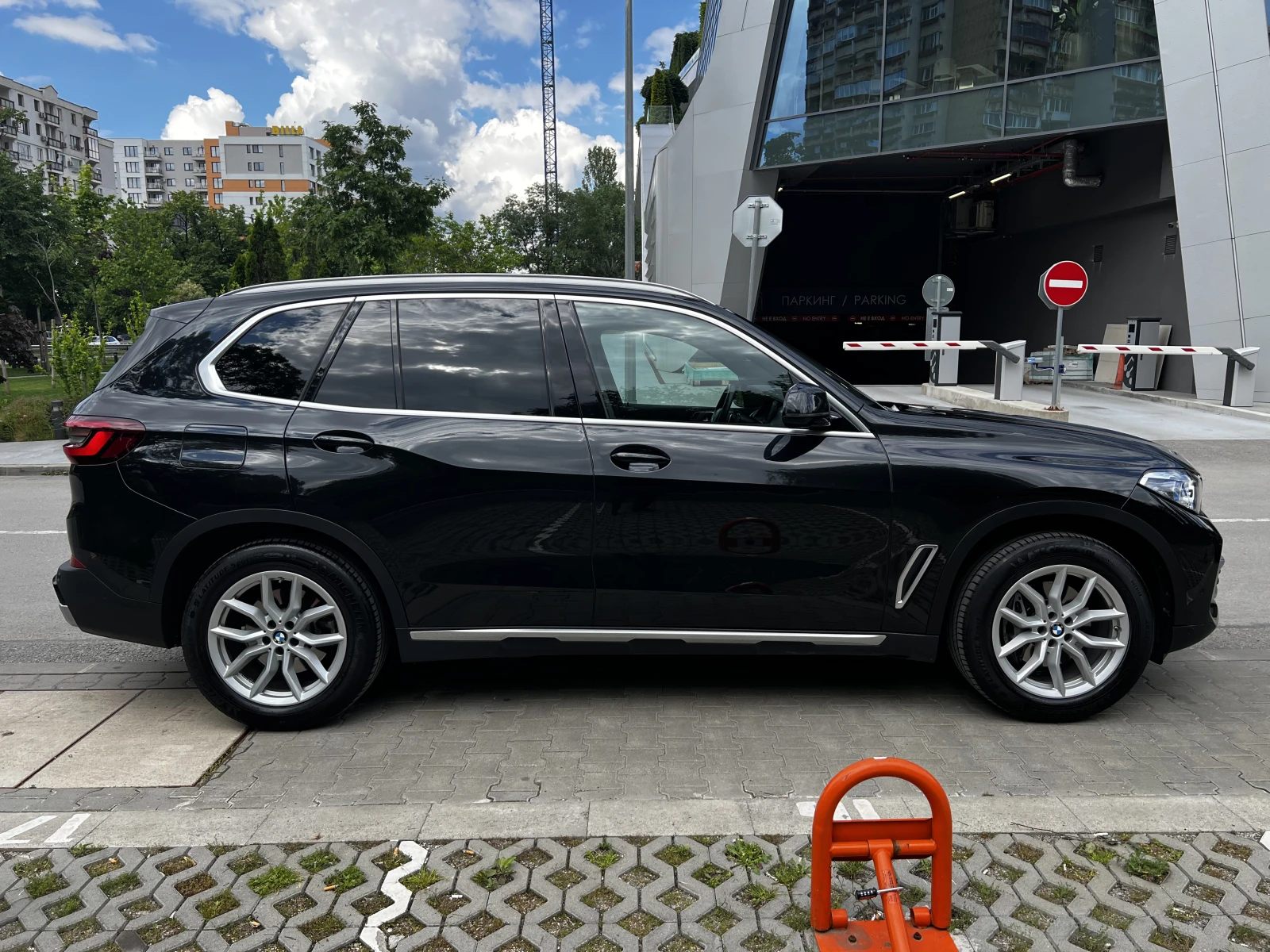 BMW X5 xDrive40i 3.0 (Пълно каско и сервизна история), снимка 5 - Автомобили и джипове - 54916067