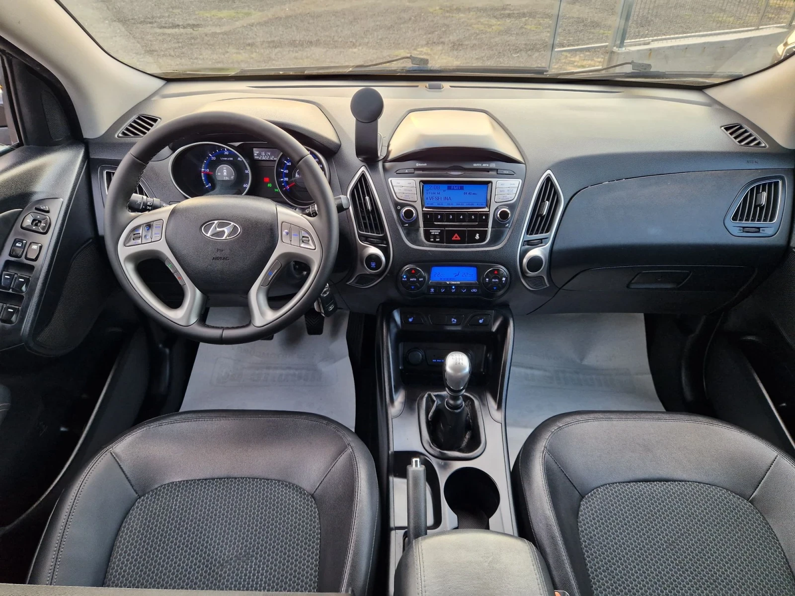 Hyundai IX35 1.7CRDI, снимка 8 - Автомобили и джипове - 55633740