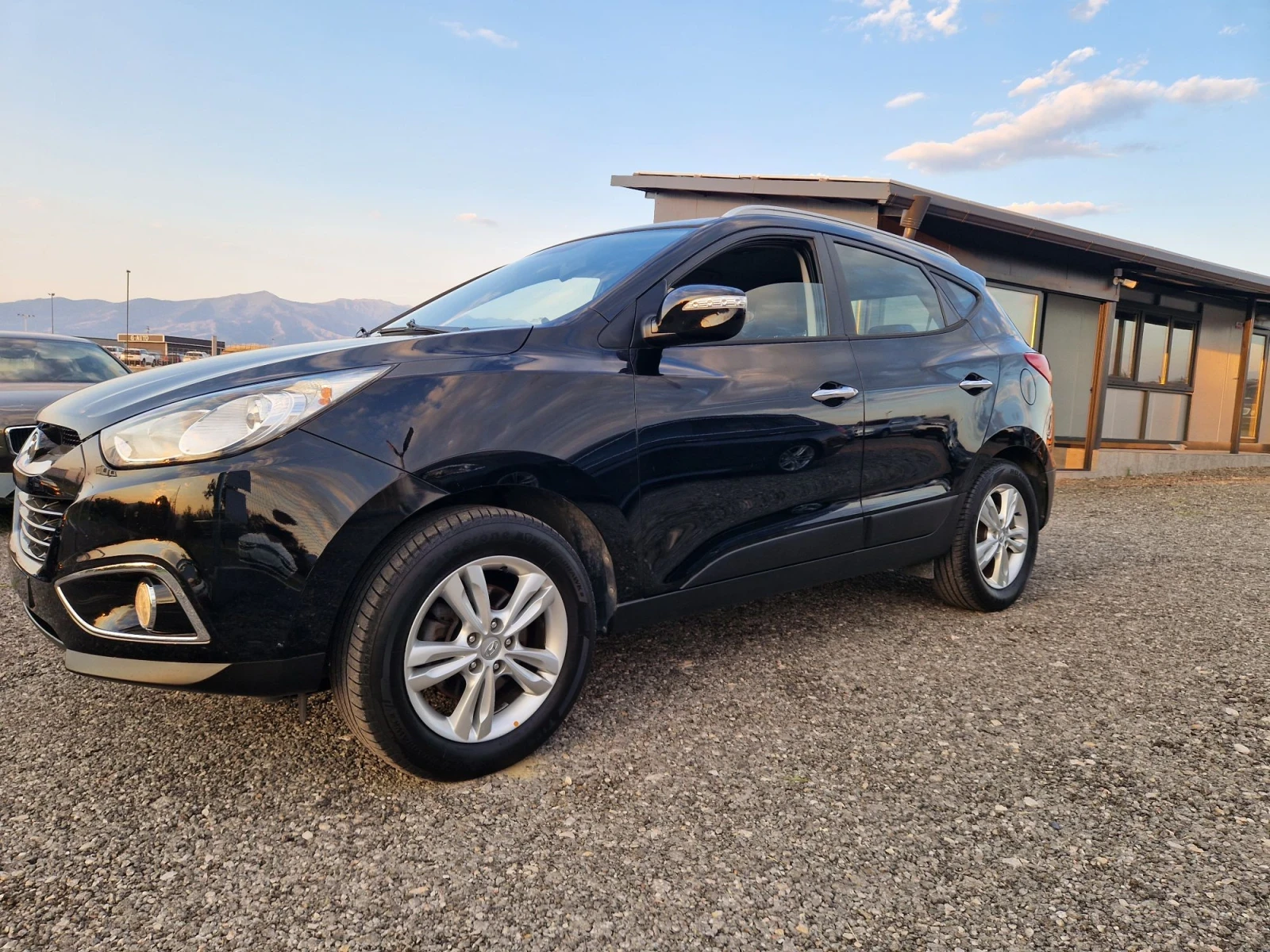 Hyundai IX35 1.7CRDI, снимка 3 - Автомобили и джипове - 55633740