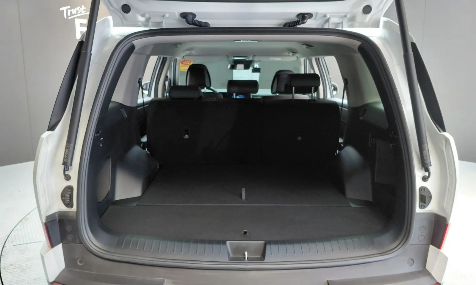 Hyundai Santa fe Gasoline 2.5T 2WD, снимка 17 - Автомобили и джипове - 56125463