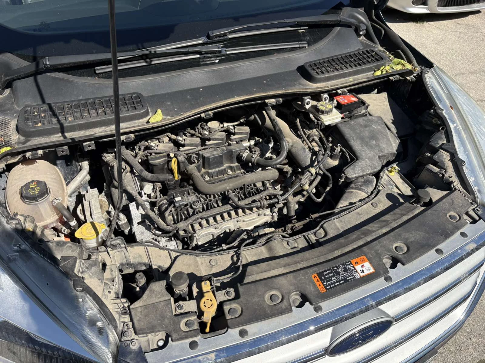 Ford Kuga 1.5 EcoBoost 150Hp, снимка 14 - Автомобили и джипове - 56325082