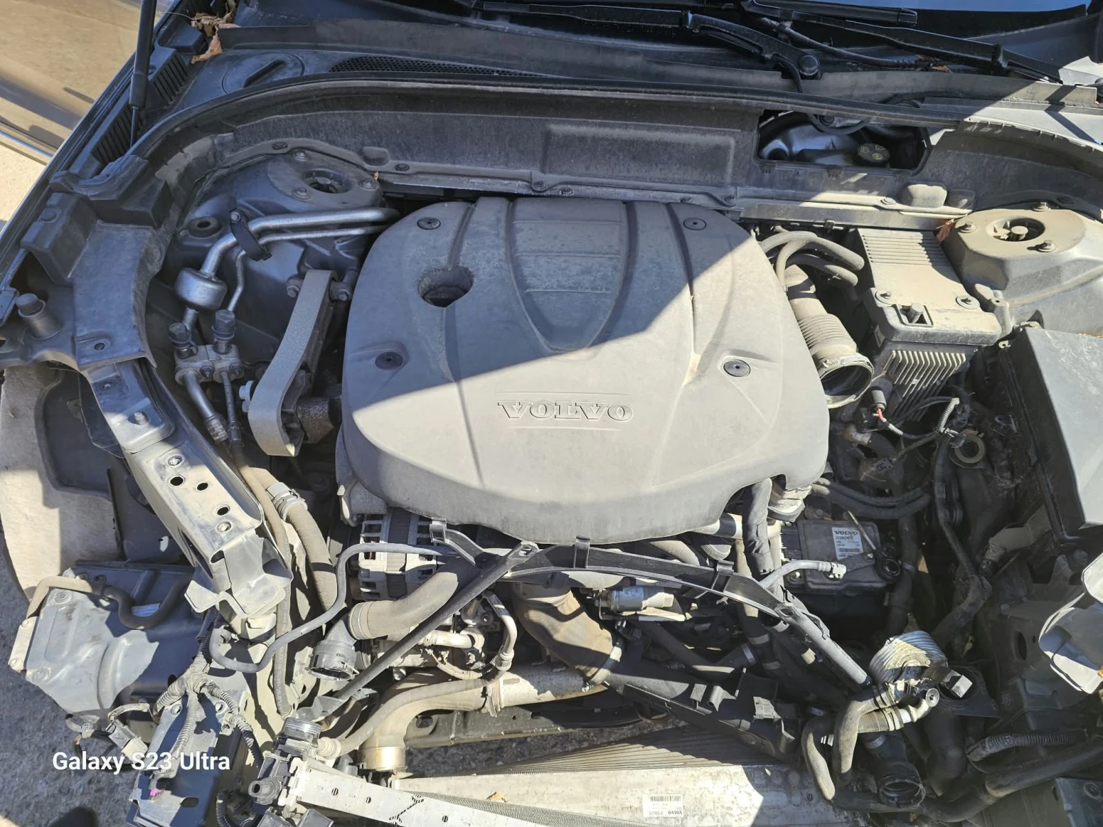 Volvo XC60 2.0 D5, снимка 12 - Автомобили и джипове - 56326571