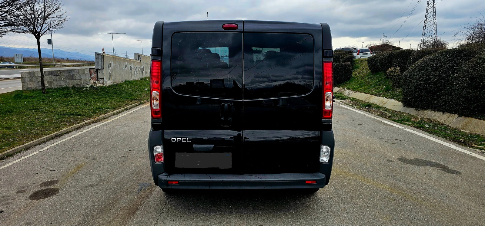 Opel Vivaro 2.0 ТОП   9 MECTA, снимка 6 - Бусове и автобуси - 53947737