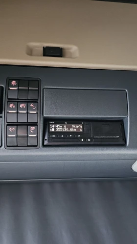 Man Tgx 500 355-ХИЛ. КМ! КАТО НОВ!, снимка 15 — Bazar.bg Man Tgx 500 355-ХИЛ. КМ! КАТО НОВ!, снимка 15