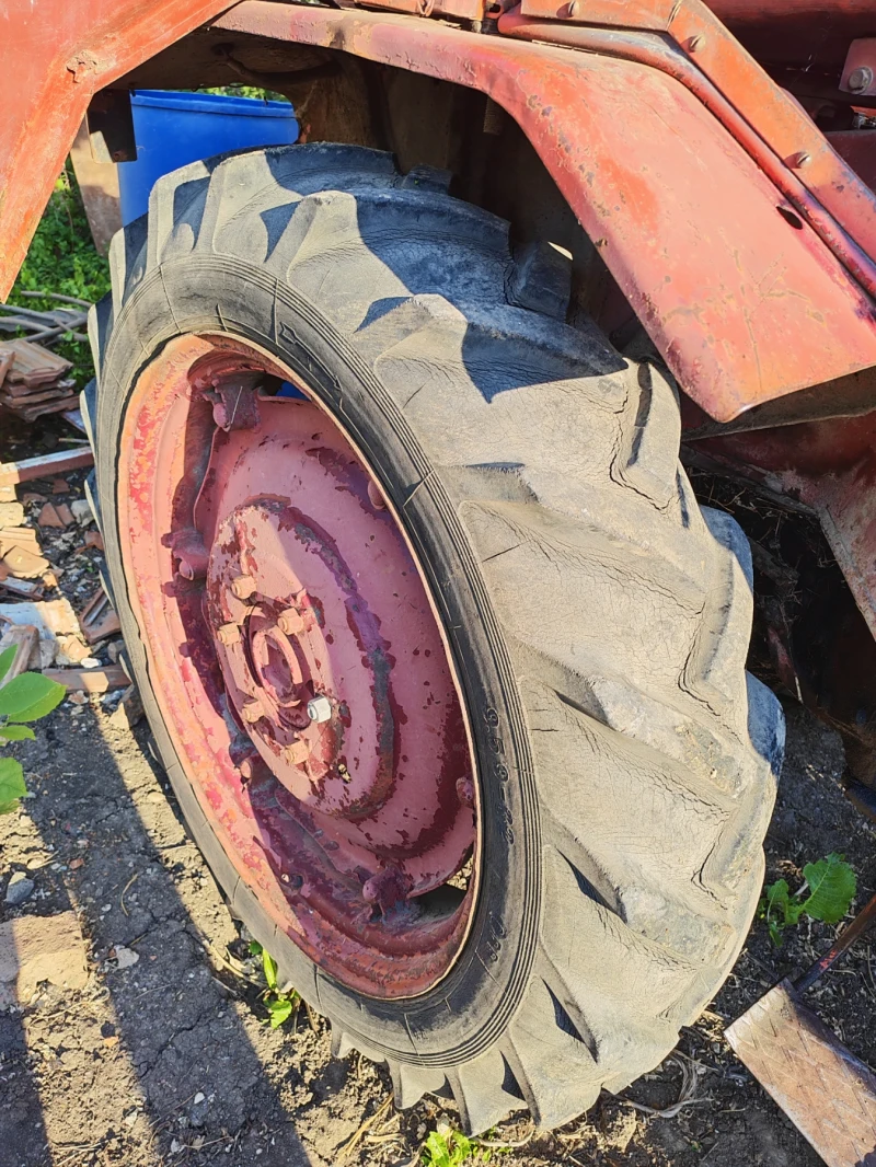 Трактор Т T16 МГ-1, снимка 4 - Селскостопанска техника - 50954942