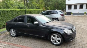 Mercedes-Benz 220, снимка 4