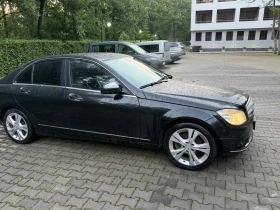 Mercedes-Benz 220, снимка 2